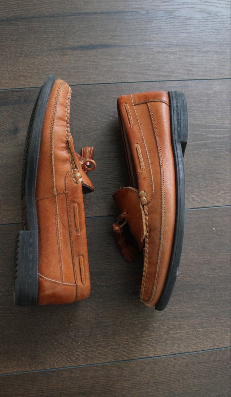 BASS Men's Tan Leather Tassel Loafers - Picture 7 of 7